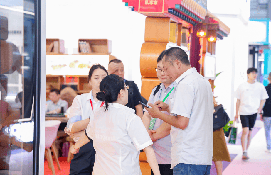 广州帐篷、睡袋、防潮垫展览会开元棋牌露营神器-2026年(图2)