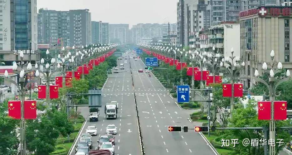 级：科技赋能点亮民生新图景开元棋牌全区智慧路灯全面升(图6)